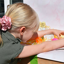 Load image into Gallery viewer, Rhoslyn’s Earth Pals Bath Melts